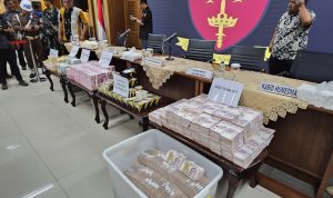 Alamak, ZR Kumpulkan Uang Tunai Lebih Satu Triliun Rupiah dari Mengurus Kasus 10