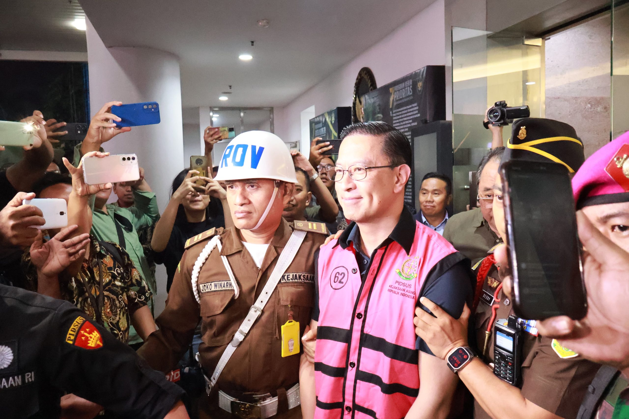 IMG-20241029-WA0057 Setujui Impor Gula saat Surplus Gula, Eks Mendag Jokowi Thomas Lembong jadi Tersangka 1
