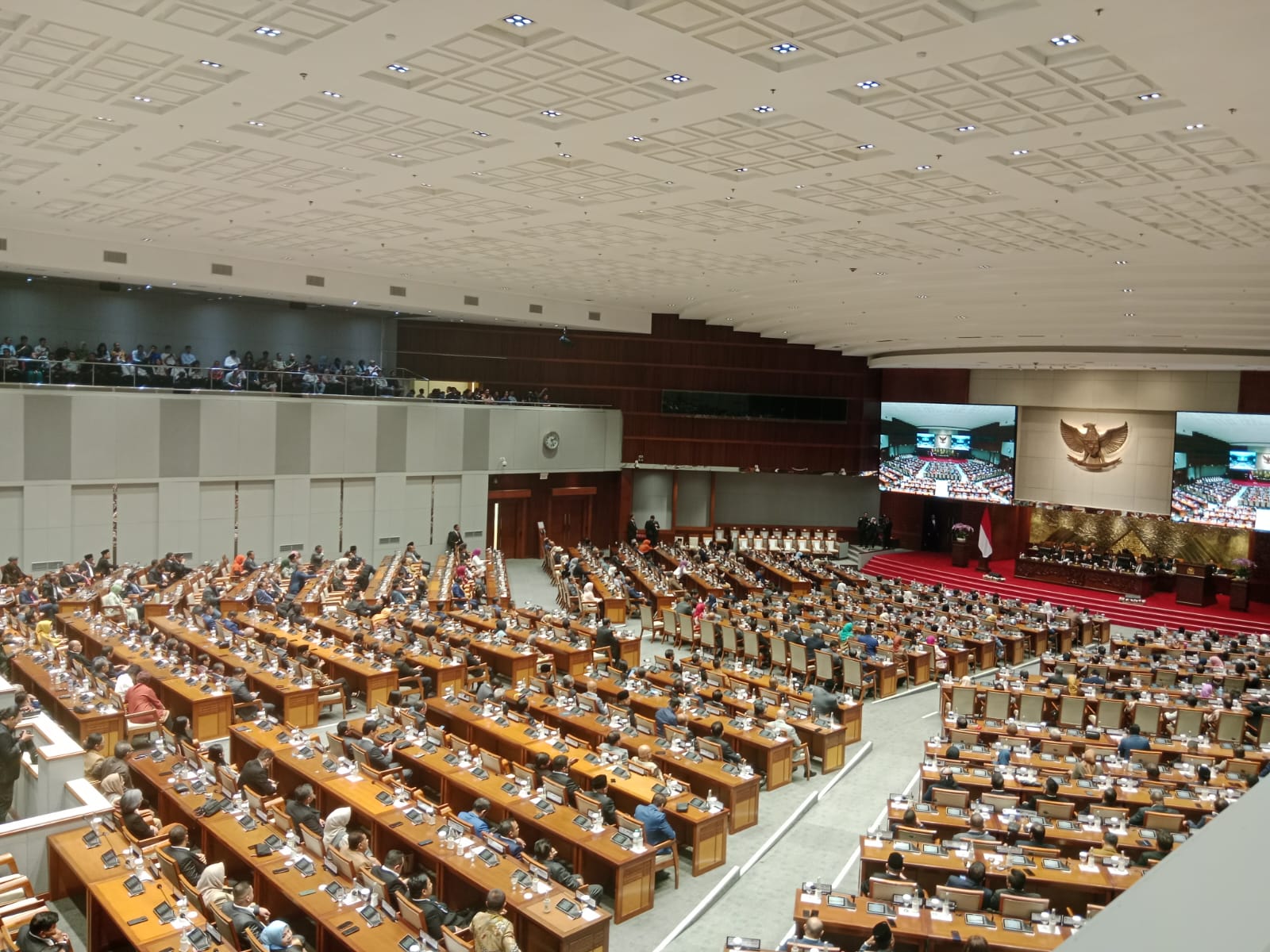 rapat paripurna dpr 2024-2029 Ada 20 Ketua dan 80 Wakil Ketua di Komisi dan Badan DPR 1