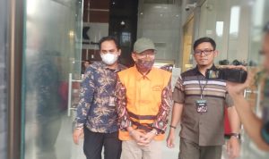 KPK Tahan Tersangka Ketiga Dugaan Korupsi APD Kemenkes 13