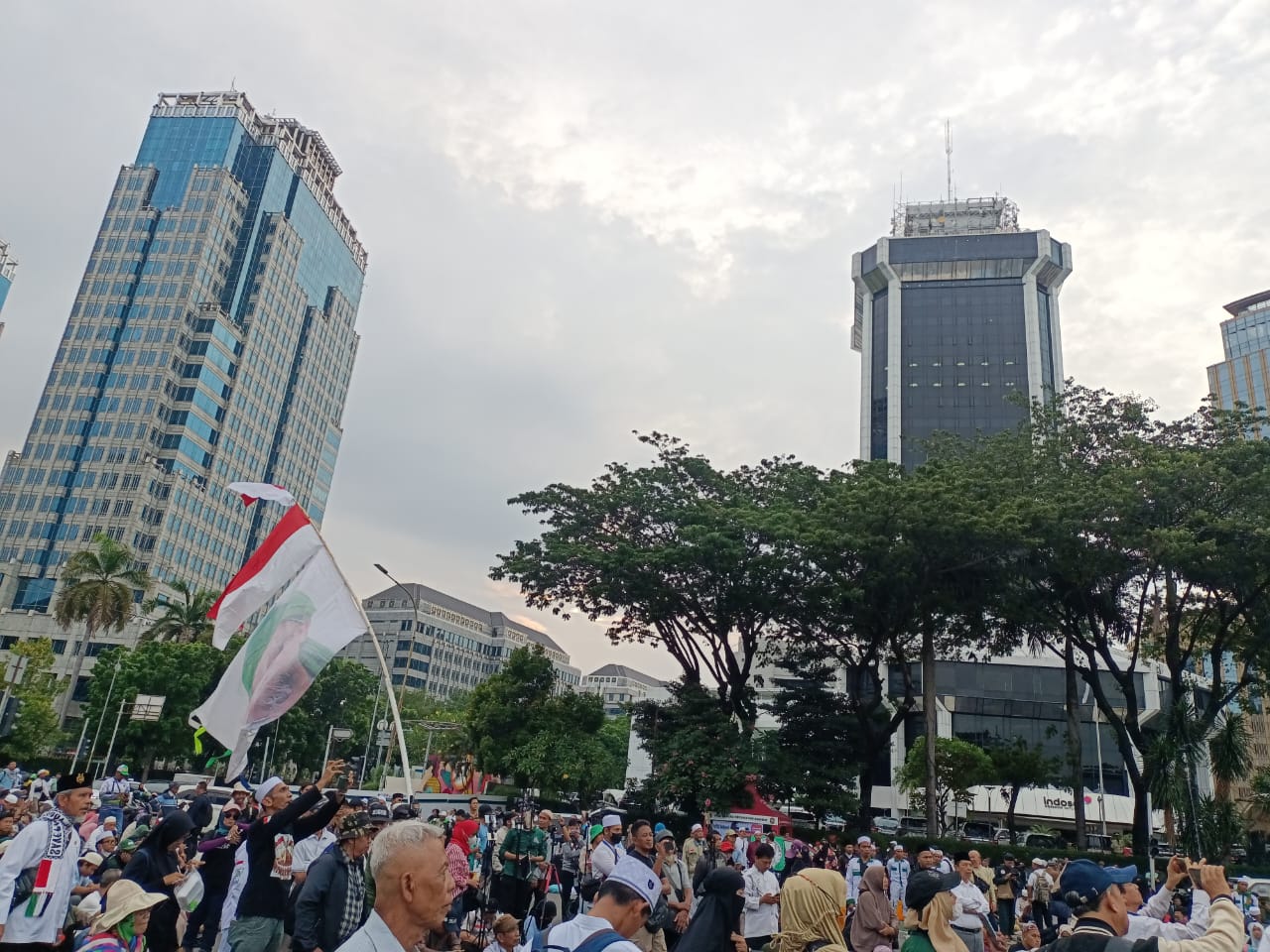 IMG-20241104-WA0059 Massa Juga Tuntut Pemakzulan Gibran 1