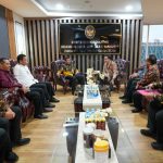 Pimpinan KPK Sambangi Yusril Bahas RUU Perampasan Aset 37