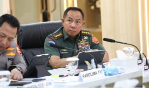 Panglima Hadiri Video Conference Bersama Presiden terkait Penanggulangan Bencana di NTT 10