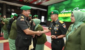 Pimpin Sertijab Pangdam I/BB dan Danseskoad, Kasad Tekankan Pentingnya Kepemimpinan Inspiratif 10