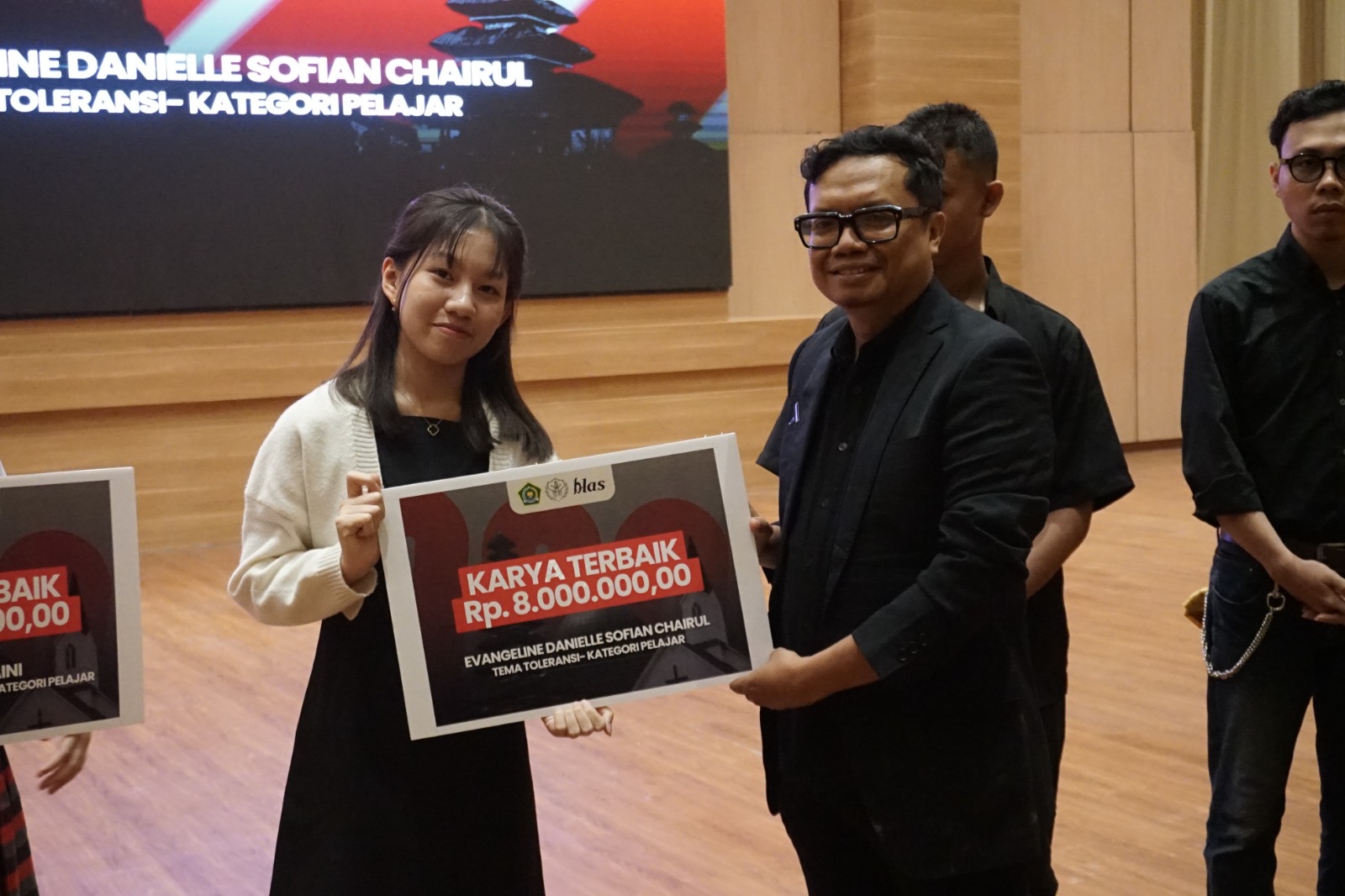 Merawat Moderasi Beragama lewat Karya Seni Lukis 2