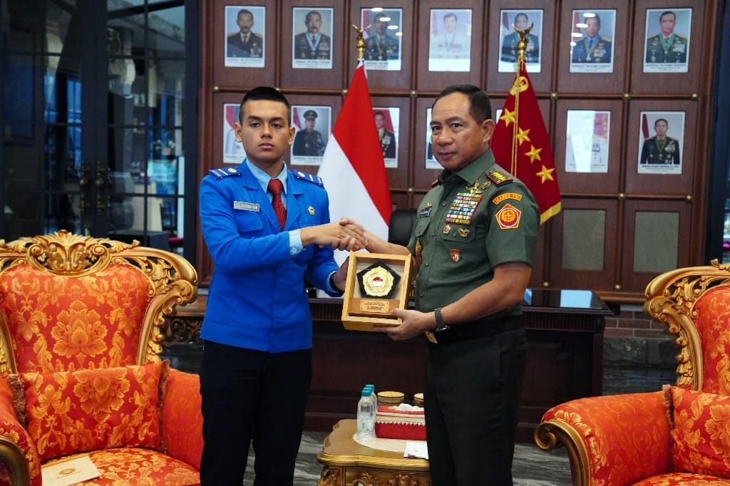 Panglima TNI Terima Audiensi Siswa-Siswi SMA Taruna Nusantara 1