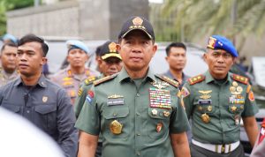 Panglima TNI dan Kapolri Tinjau Kesiapan Pelabuhan Merak dalam Menyambut Nataru 2025 9