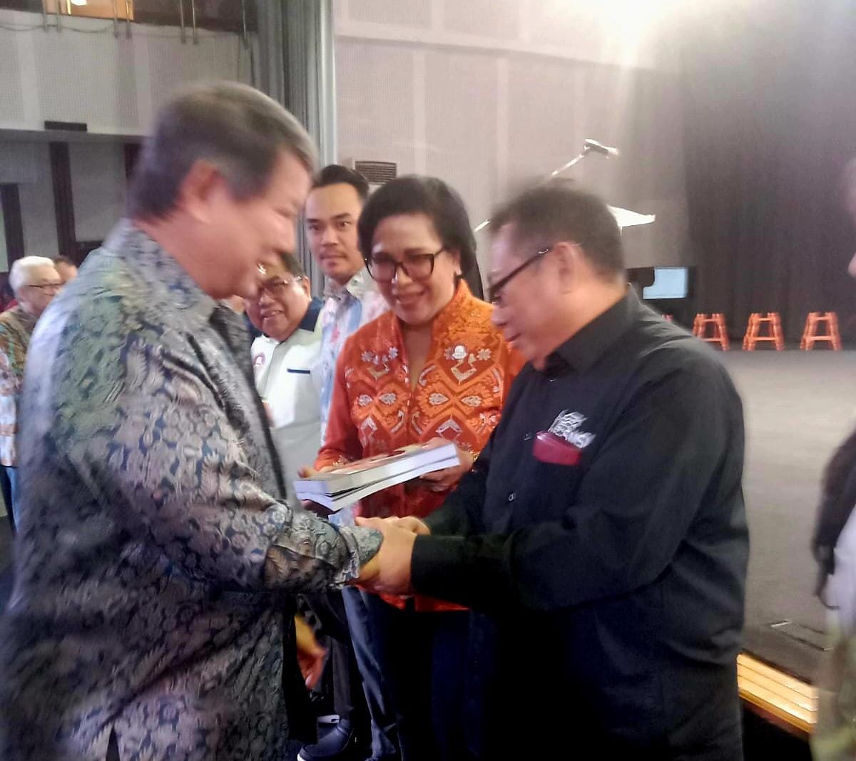Usulkan RM Margono Djojohadikusumo Jadi Pahlawan Nasional, Ketum SMSI Dapat Penghargaan 1