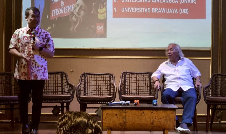 Wakil Ketua MPR Ahmad Basarah: Indonesia Patut Terima Kasih ke Jokowi. Ini Alasannya 12