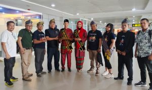 Delegasi PWI DKI Jaya Perdana Tiba di Pekanbaru Ikuti Semarak HPN Riau 2025 9