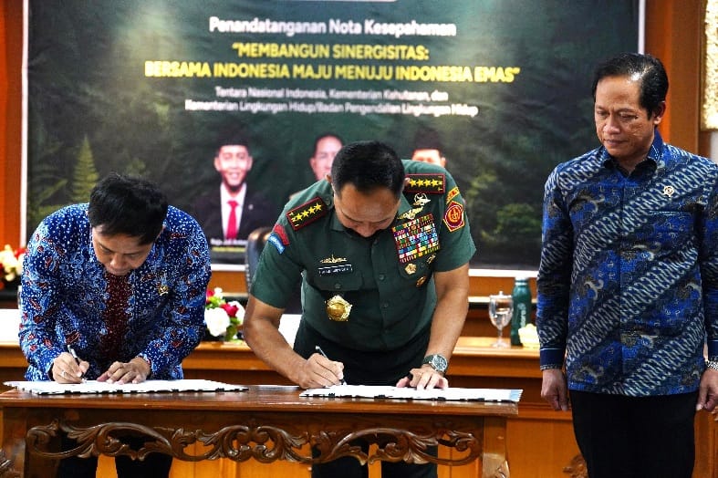Dukung Pelestarian Lingkungan, Panglima TNI Tandatangani MoU dengan Menteri Kehutanan dan Menteri Lingkungan Hidup 1