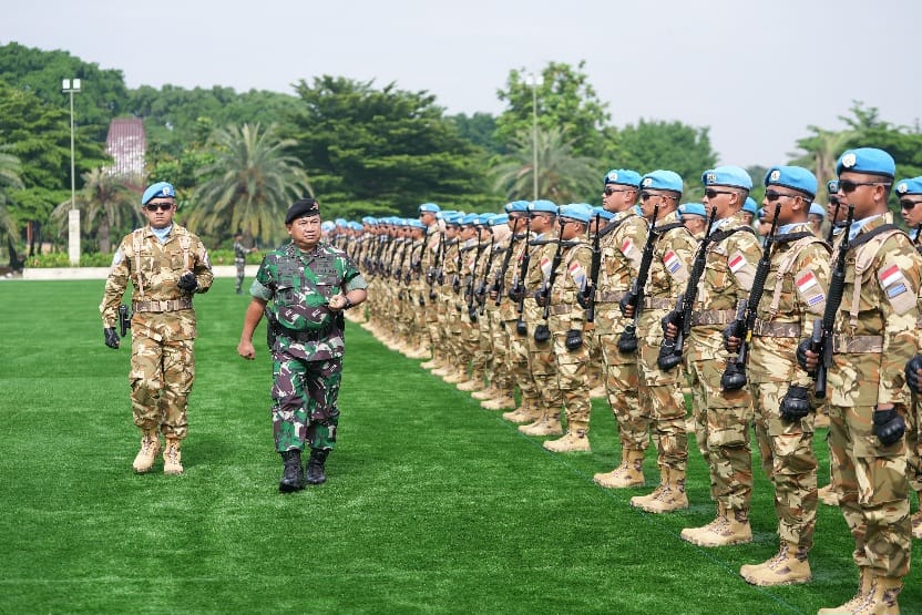 IMG-20250218-WA0039 Panglima TNI: Saya Bangga Sambut Prajurit Usai Tugas Operasi 1