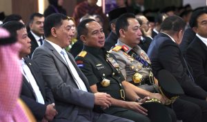 Panglima TNI Dampingi Presiden Hadiri Sidang Istimewa Mahkamah Agung 12