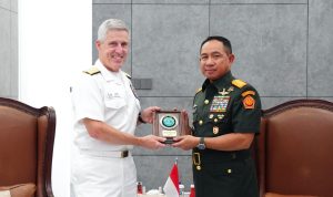 Bahas Peningkatan Kerjasama Militer, Panglima TNI Terima Kunjungan Kehormatan Panglima Armada Pasifik AS 11