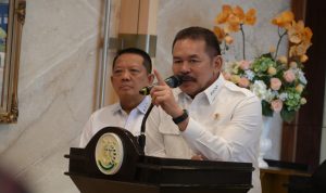 Penyidik Jampidsus Kaji Penerapan Tuntutan Mati Bagi Pelaku Korupsi Rp1000 Triliun Pertamina 8