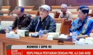 Ketua PWI Pusat Zulmansyah Soroti Dampak Revisi UU Penyiaran dalam RDPU Komisi I DPR RI 11