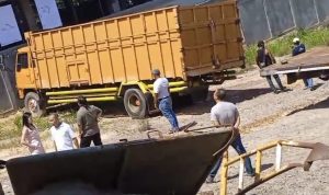 Polisi Tetapkan Tiga Tersangka Kasus Pengrusakan Gudang Ekspedisi di Jambi 9