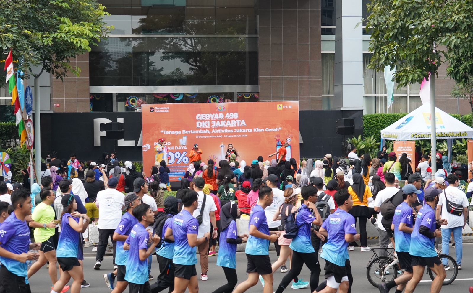 Ribuan Pengunjung CFD Padati PLN Gebyar 498 DKI Jakarta 1
