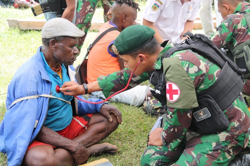 Kerap Jadi Korban Kekerasan, TNI Tegaskan Guru dan Nakes Tak Terlibat Satgas TNI di Papua 3