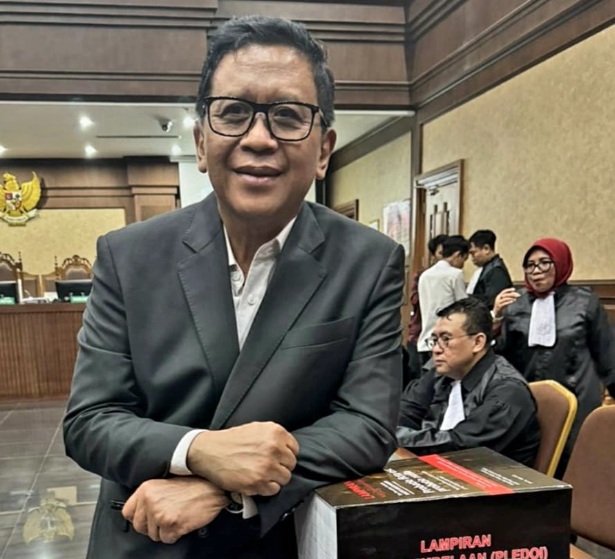 IMG-20250714-WA0007 Hasto: Replik JPU KPK Tidak Menjawab Kriminalisasi dan Penyelundupan Fakta Hukum 1