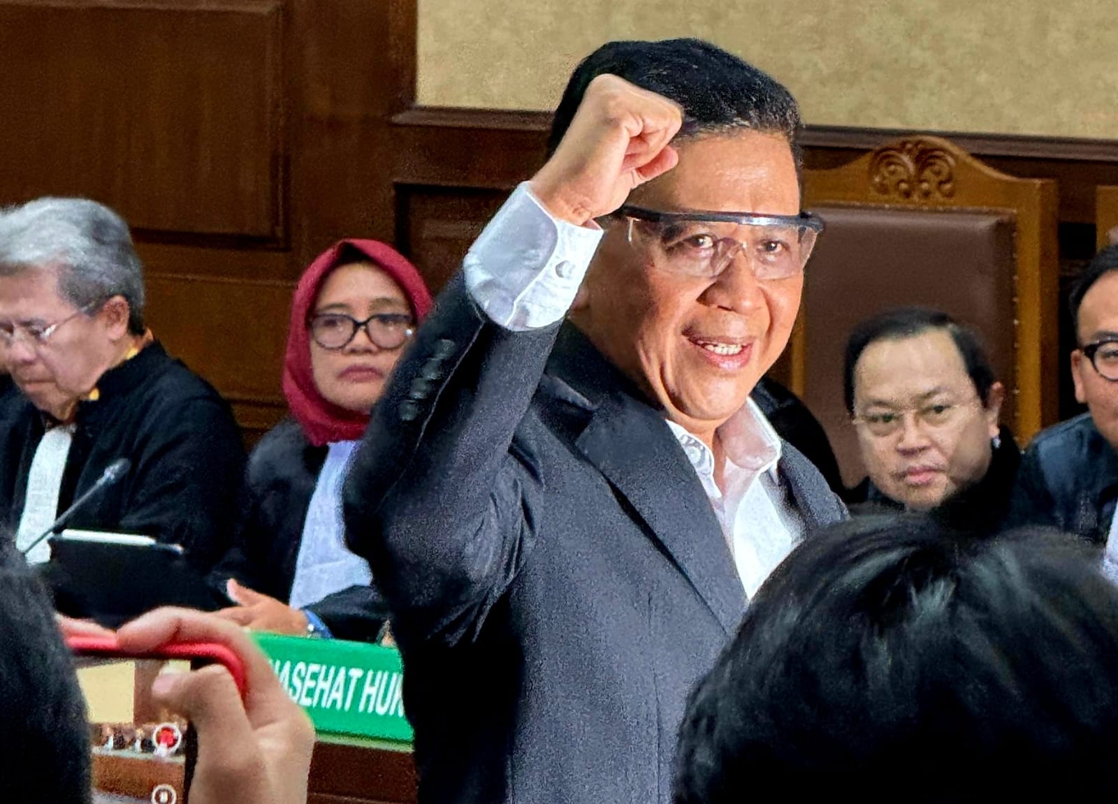 Tak Terbukti Merintangi Penyidikan, Hasto Divonis 3,5 Tahun Penjara 1