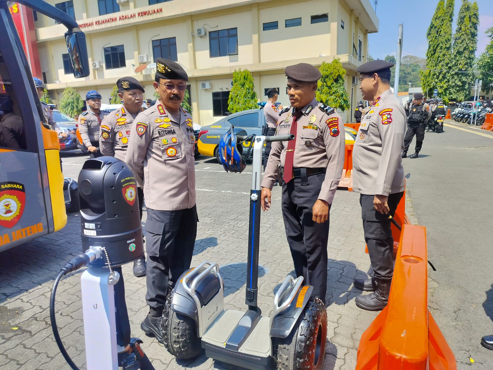 Tim Supervisi Baharkam Polri Tinjau Alutsista dan Kesiapan Sabhara di Jawa Tengah 1
