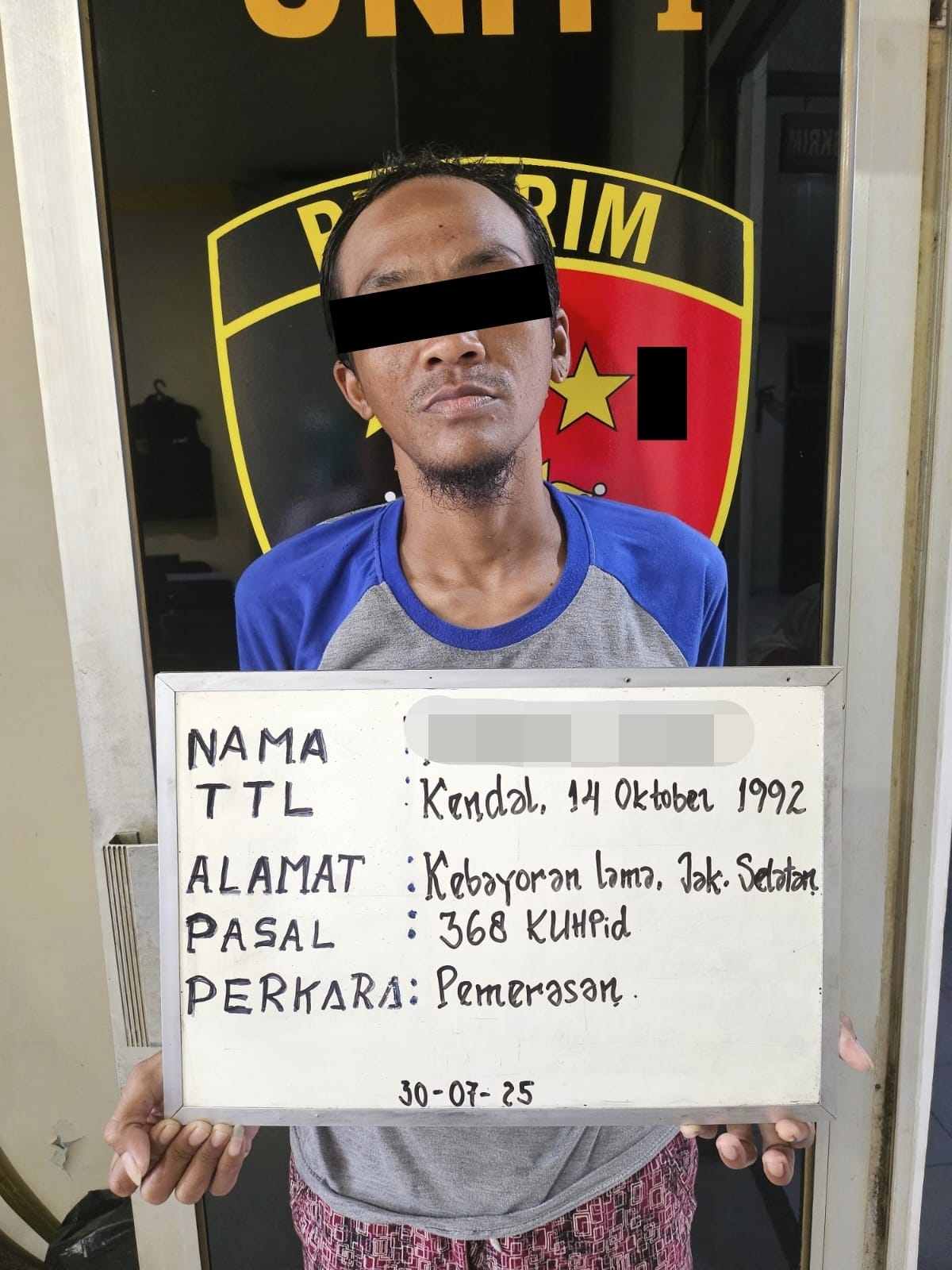 IMG-20250730-WA0030 Polisi Tangkap Juru Parkir Liar yang Viral Paksa Minta Rp100 Ribu 1