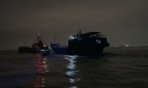 Bakamla RI Selamatkan Kapal Nelayan Mati Mesin di Perairan Batam 9