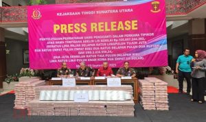 Pulihkan Kerugian Negara, Jaksa Eksekusi Ratusan Miliar Uang Adelin Lis 12