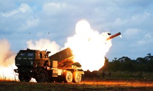 Panglima TNI Dampingi Menhan RI Tinjau Latihan Puncak Super Garuda Shield di Baturaja 8