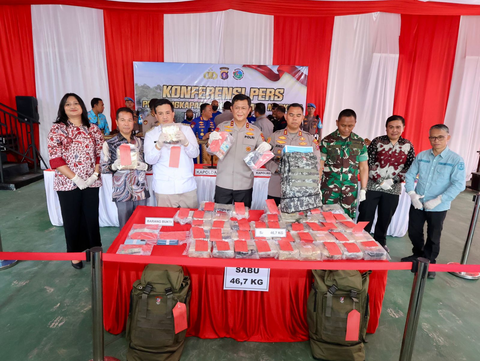 IMG-20250921-WA0026 Polres Lamandau Gagalkan Penyelundupan 46,7 Kg Sabu Antar Propinsi 1
