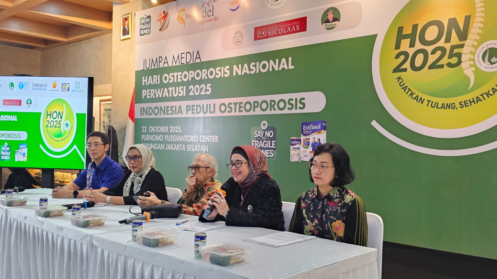Hari Osteoporosis Nasional 2025, Katakan Tidak pada Keropos Tulang 1