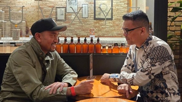 Betulkah Ahmad Syahroni Ikut Jokowi Gabung PSI 1