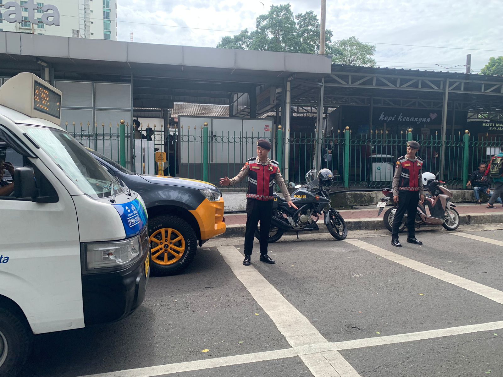 Detasemen Perintis Korsabhara Baharkam Polri, Patroli Dialogis di Stasiun Kalibata dan Terminal Pasar Minggu 1