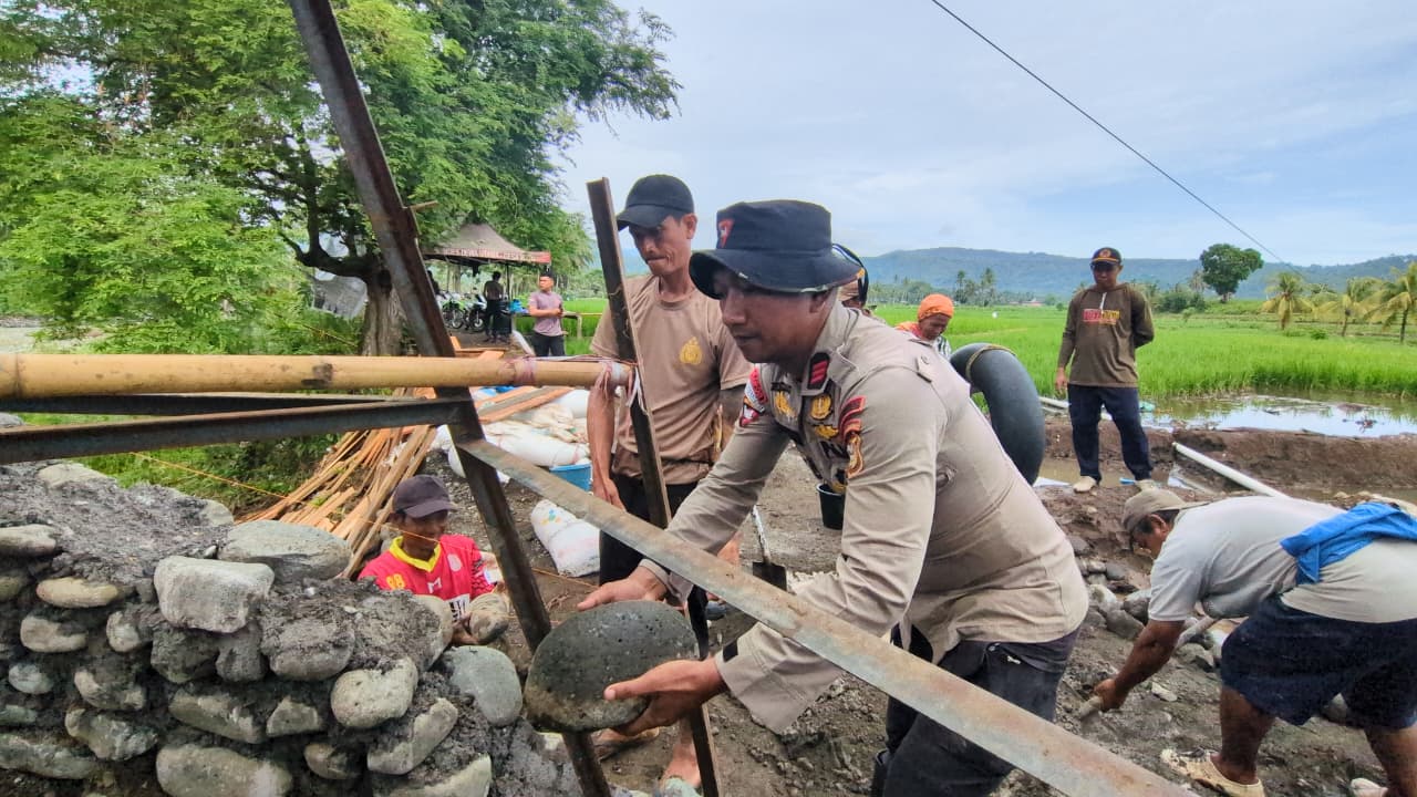 Tindaklanjuti Pidato Presiden, Polri Gerak Cepat Bangun Jembatan di Sulsel 1