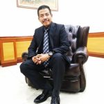 Mantan Wakil Jaksa Agung Setia Untung Arimuladi Dianugerahi Santri Dhyaksa Inspiratif 2025 2