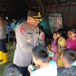 Polres Humbahas Berikan Trauma Healing bagi Anak Korban Bencana 53