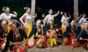 Meski Diguyur Hujan, Pentas Budaya Besutan PWI Jakarta Tetap Meriah di Gunung Padang 10