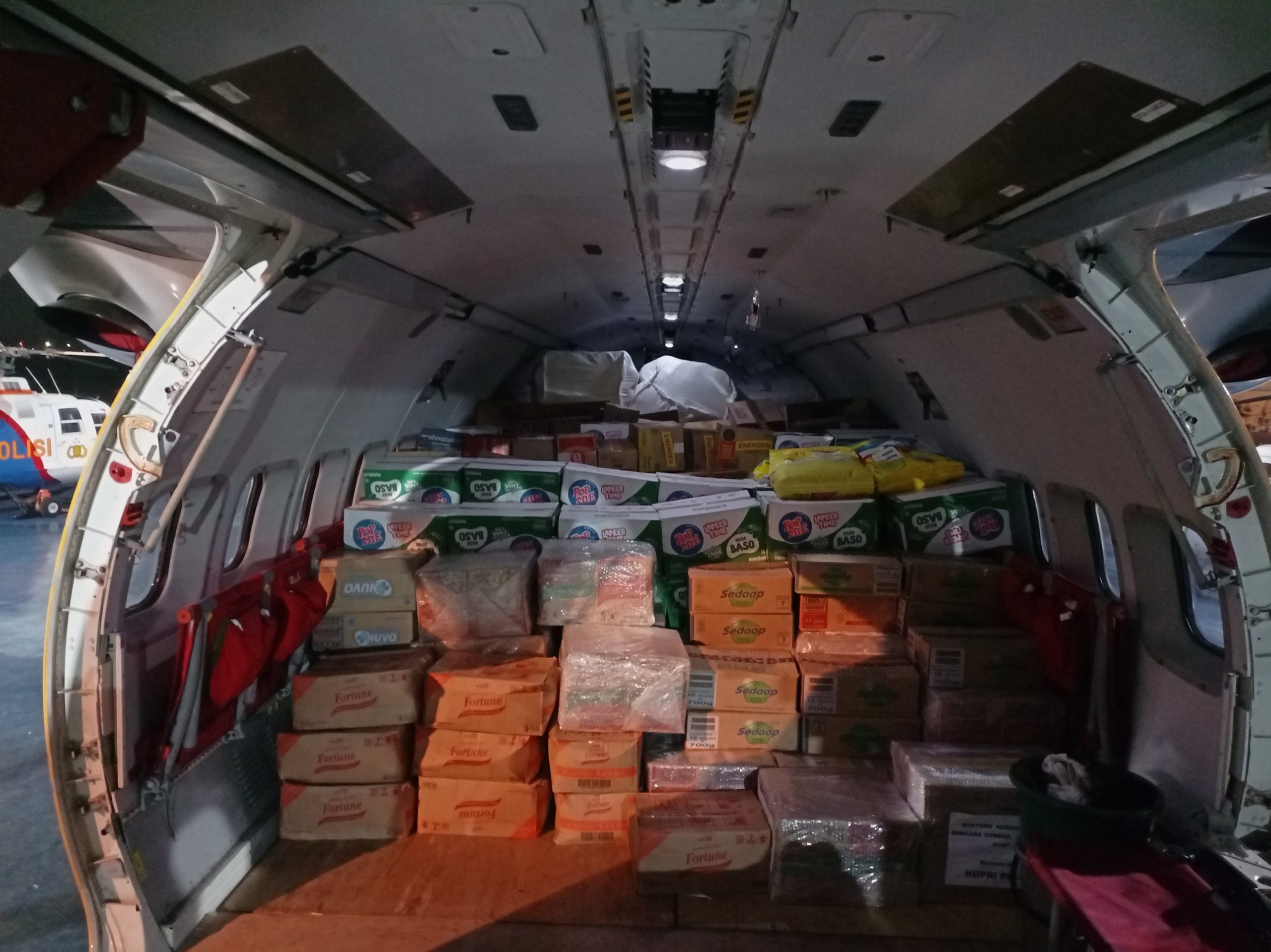 Polri Jadikan Lanud Pondok Cabe Posko Bantuan Terpusat Korban Bencana Aceh, Sumut dan Sumbar 3