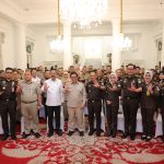 Jampidum Saksikan PKS Kerja Sosial di Wilayah Hukum Jakarta 59