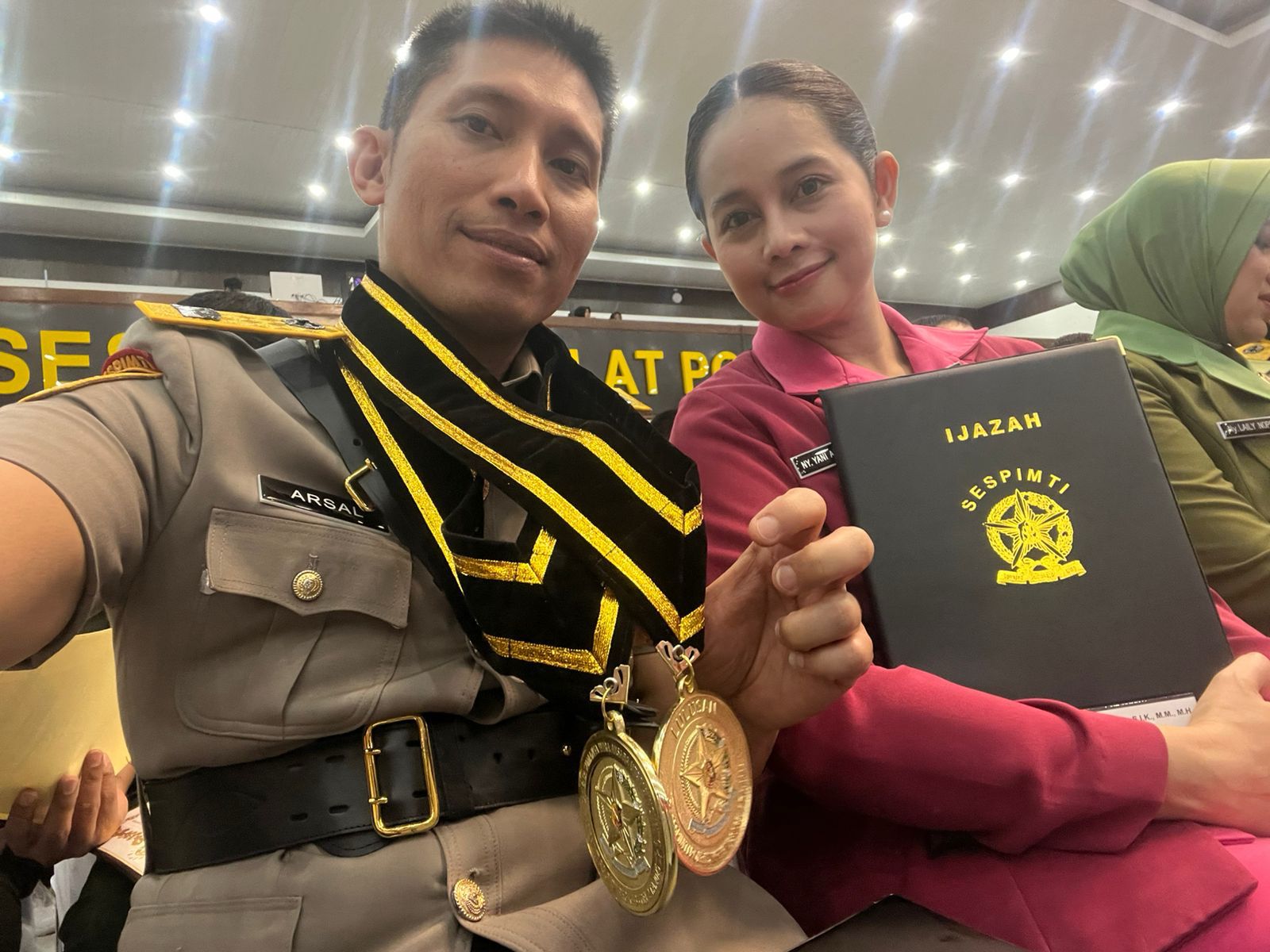 Ancaman Baru di Balik Blochain, NASTRAP Kombes Arsal Sahban Raih Predikat Terbaik di Sespimti Polri 2