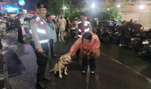 Jaga Perayaan Malam Tahun Baru di HI, Unit K-9 Baharkam Polri Sapa Masyarakat 9