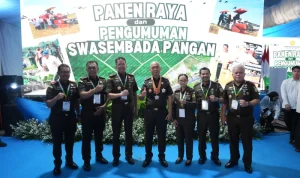 Prabowo Beri Penghargaan kepada Delapan Anak Buah Jaksa Agung ST Burhanuddin 9