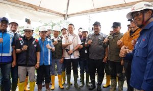 Waskita Karya Bersama Danantara Serahkan Ratusan Huntara untuk Warga Terdampak Bencana di Aceh Tamiang 13