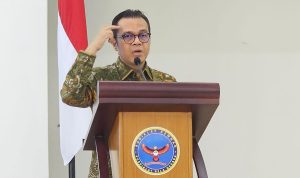 AI Tantangan Jurnalisme, Wamen Komdigi Ingatkan Media saat Retret PWI 9