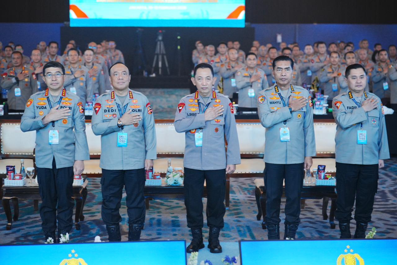 Beri Arahan di Rapim Polri, Kapolri Tegaskan Dukung-Kawal Penuh Program Pemerintah 2