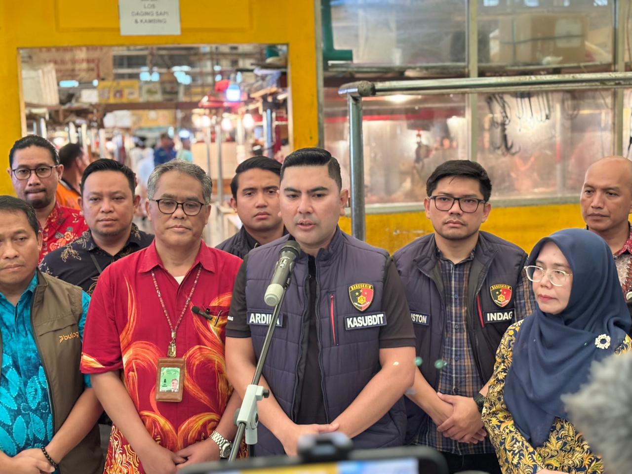 Antisipasi Lonjakan Jelang Hari Raya, Satgas SABER Awasi Harga dan Distribusi Bahan Pokok 1 Antisipasi Lonjakan Jelang Hari Raya, Satgas SABER Awasi Harga dan Distribusi Bahan Pokok 2