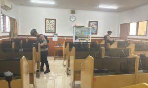 Ancaman Bom ke SMA Swasta di Jatinegara Direspons Cepat Brimob Polda Metro Jaya 13