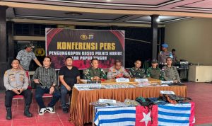 Aparat Gabungan Bongkar Kamp KKB di Nabarua, Ratusan Amunisi dan Uang Puluhan Juta Rupiah Diamankan 12