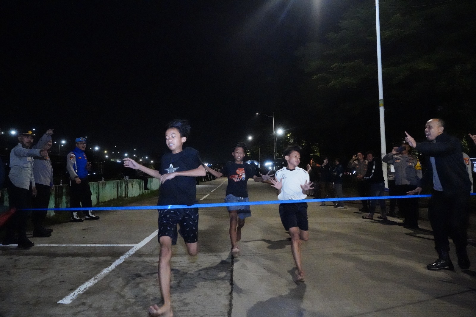 Night Run Ramadan di Kalijodo, Cara Polres Jakbar Salurkan Energi Positif Anak Muda 7